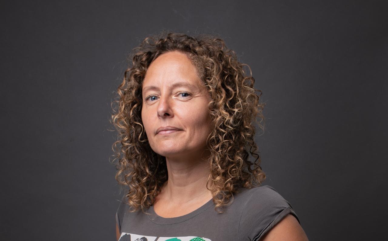 Ticket kopen voor evenement Esther van der Voort - Mama probeert ook maar wat