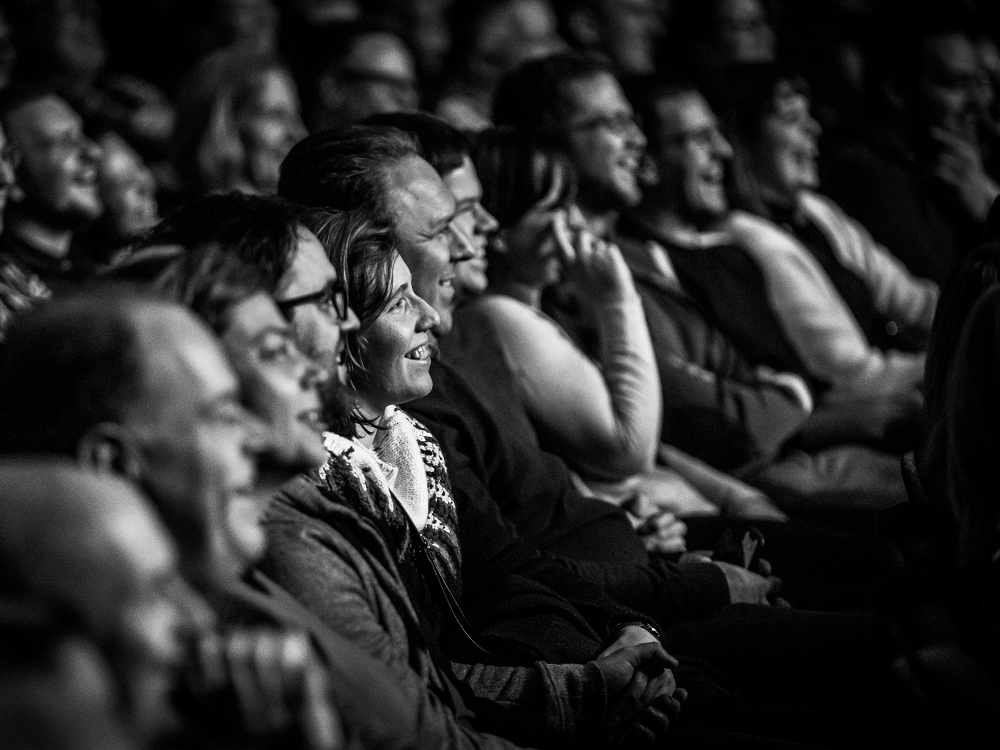 Ticket kopen voor evenement Randwijk Lacht: Open mic, Comedy Middag